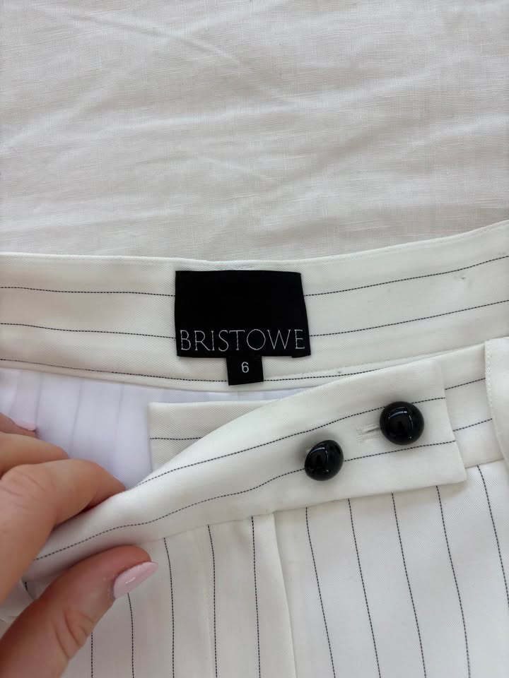 Bristowe Shorts - size 6