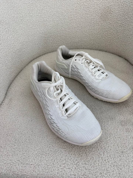 Mizuno Runners - size 40