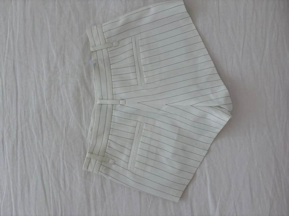 Bristowe Shorts - size 6
