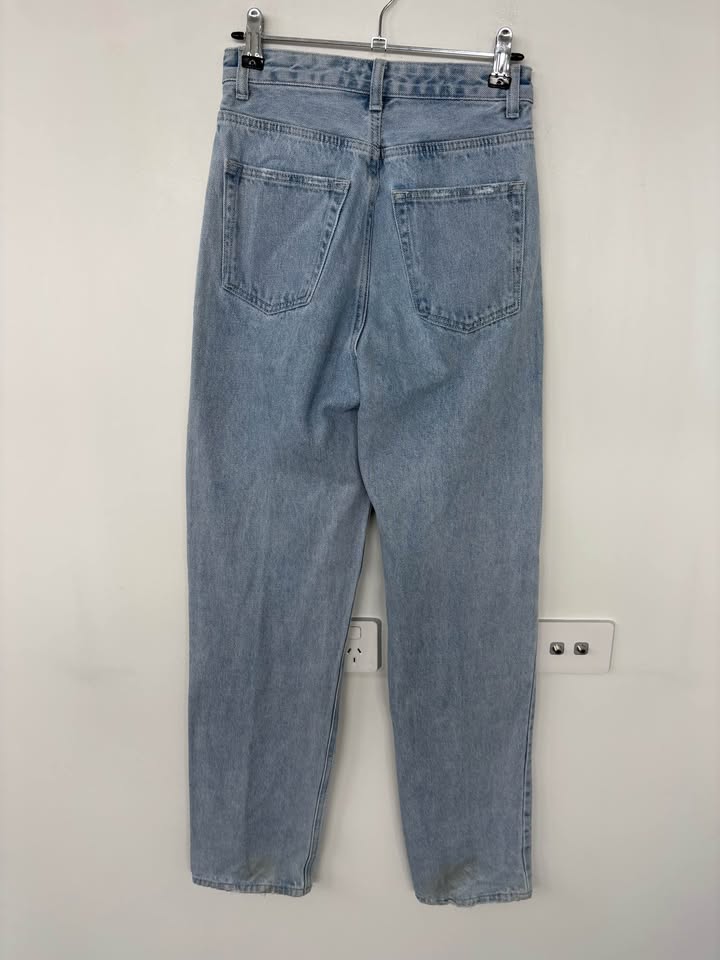 DISSH Jeans - size 6