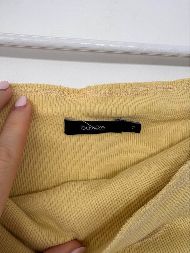 Bassike Top - size 2