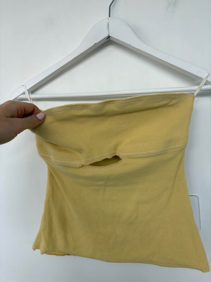 Bassike Top - size 2