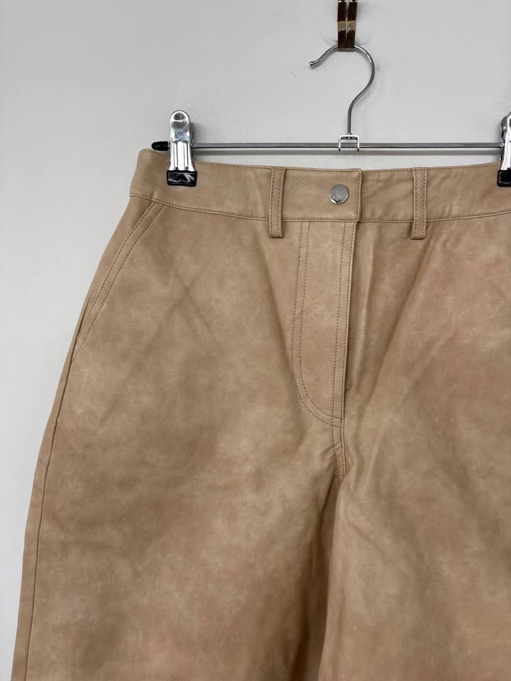 Lendrop Shorts - size 6 BNWT