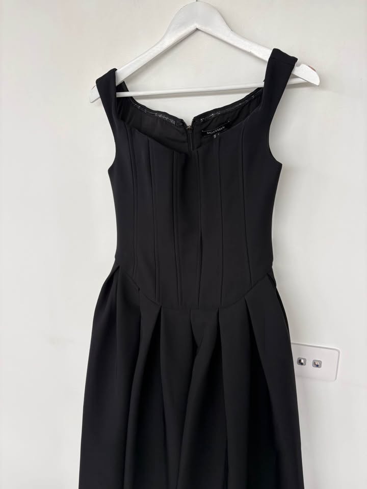 Mossman Gown - size 8