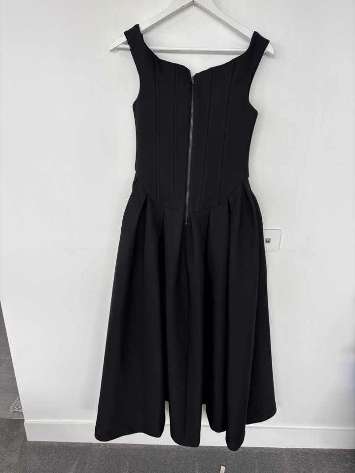 Mossman Gown - size 8