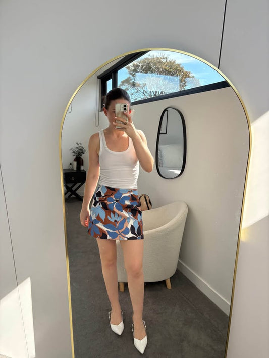 By Johnny Skirt - size 6