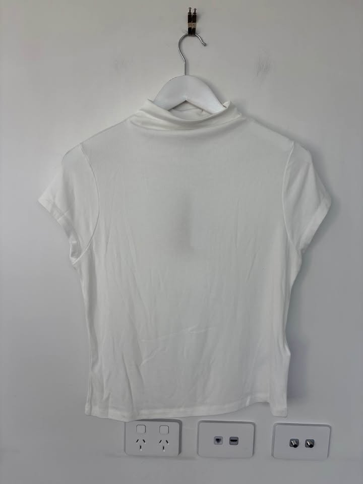 Forever New Top - size medium BNWT