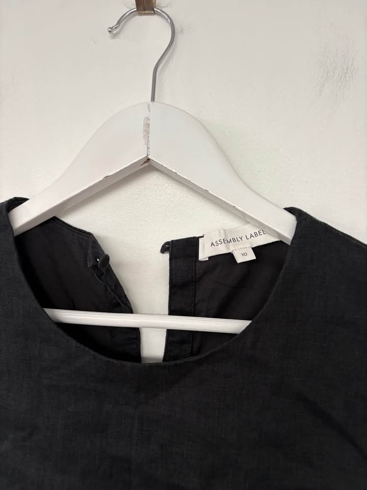 Assembly Linen Crop - size 10
