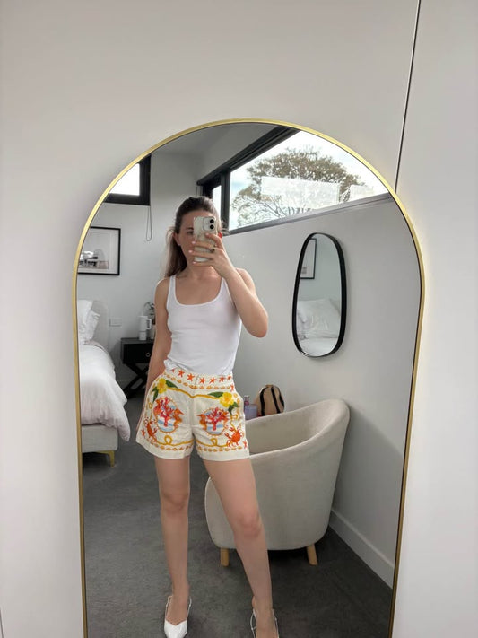 Maku Shorts - size 6
