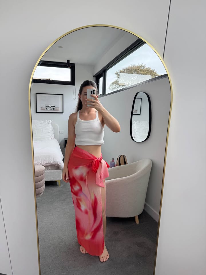 Pepper Mayo Sarong - size SM