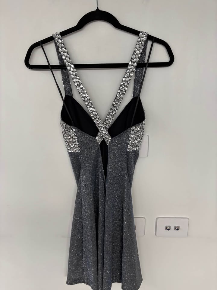 Pat Boa Mini Dress - size 6