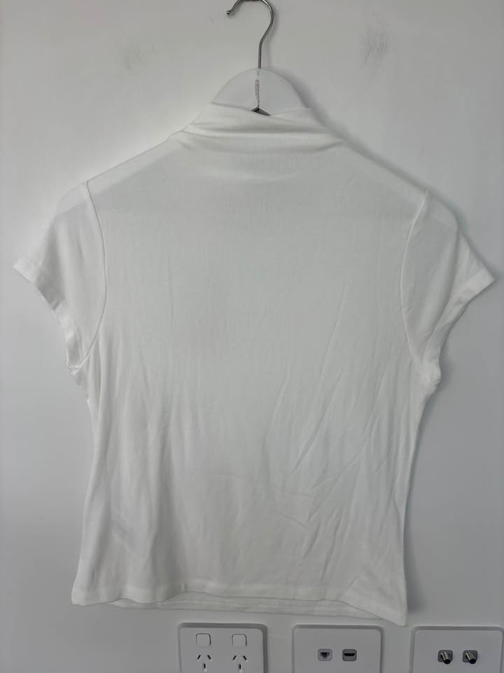 Forever New Top - size medium BNWT