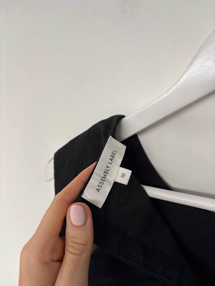 Assembly Linen Crop - size 10