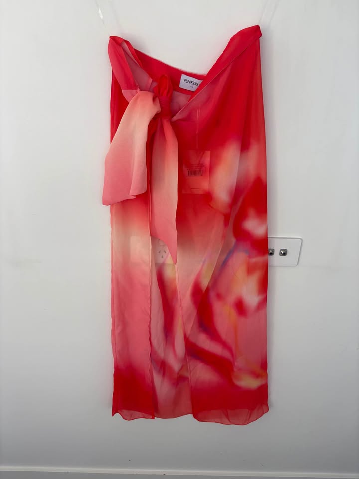 Pepper Mayo Sarong - size SM