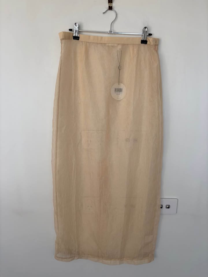 VRG Girl Skirt - size 8 BNWT