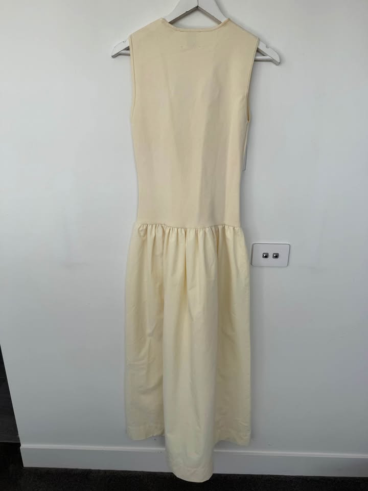 Onte Dress - size medium