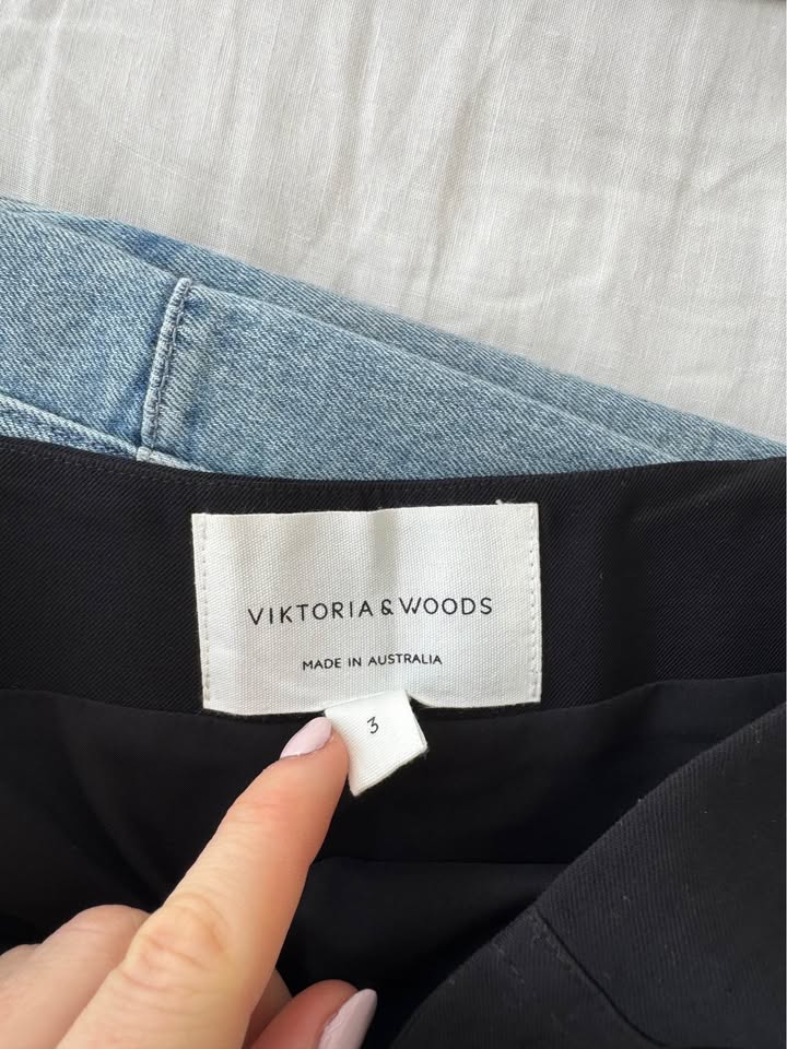 Viktoria and Woods Skirt - size 3