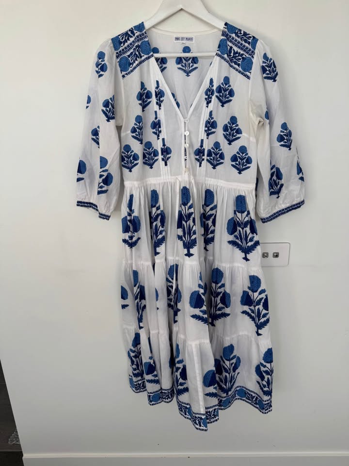 Pink City Prints Dress - size XS/S
