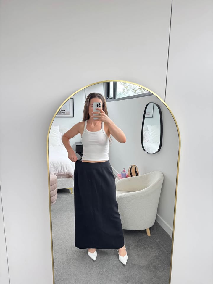 Viktoria and Woods Skirt - size 3