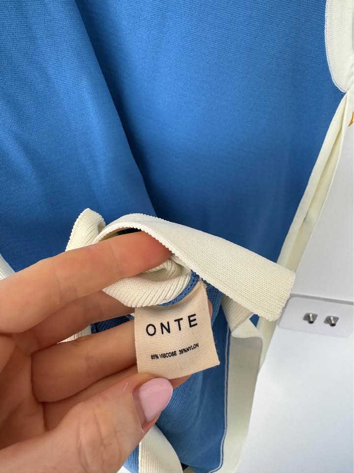 Onte Knit Dress - size small