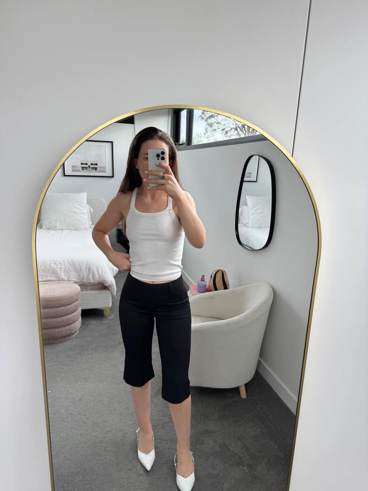 With Consideration Capri Pant - size xs