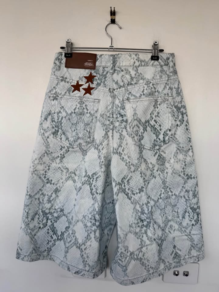 Scuffers Denim Jorts - size 34 (6)