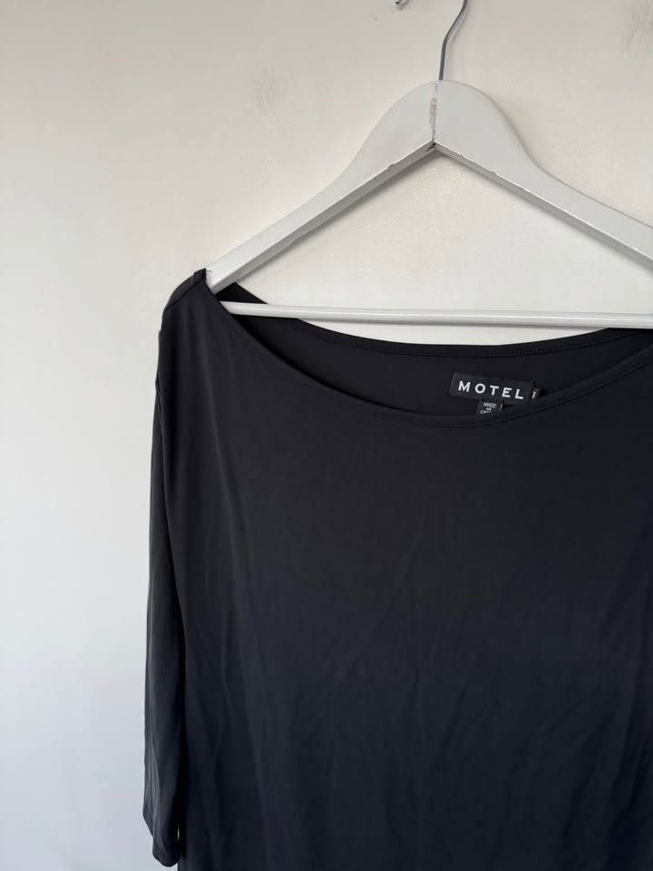 Motel Dress - size xs