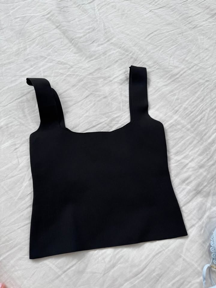 Chosen Knit Top - size small