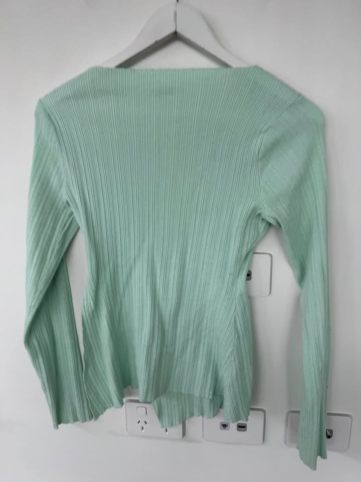 Zulu & Zephyr Top - size 10