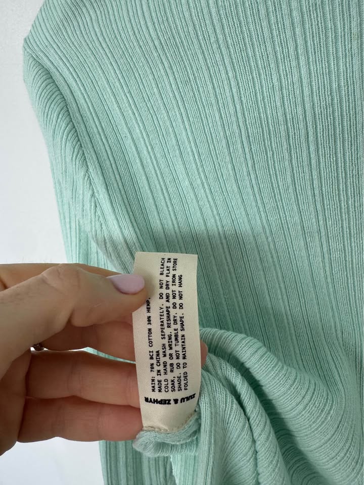 Zulu & Zephyr Top - size 10