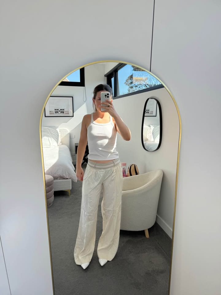 Benni Pants - size 6
