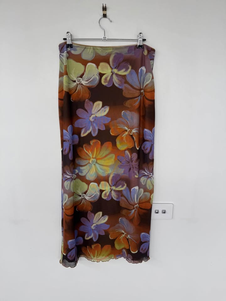 Ownley Skirt - size medium