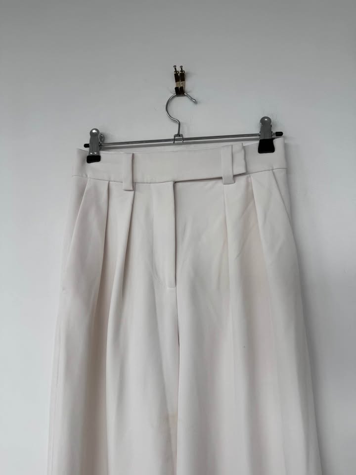Elka Collective Pants - size 4
