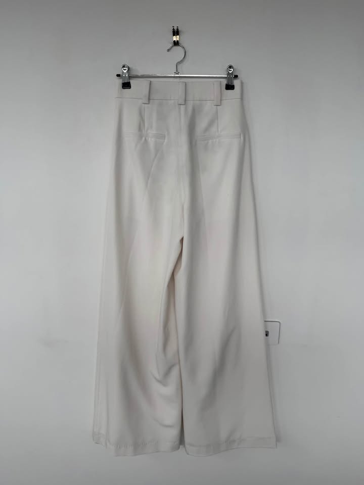Elka Collective Pants - size 4