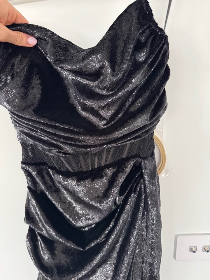 Leo Lin Dress - size 8 BNWT