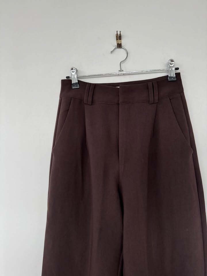 Dissh Suit - size 6