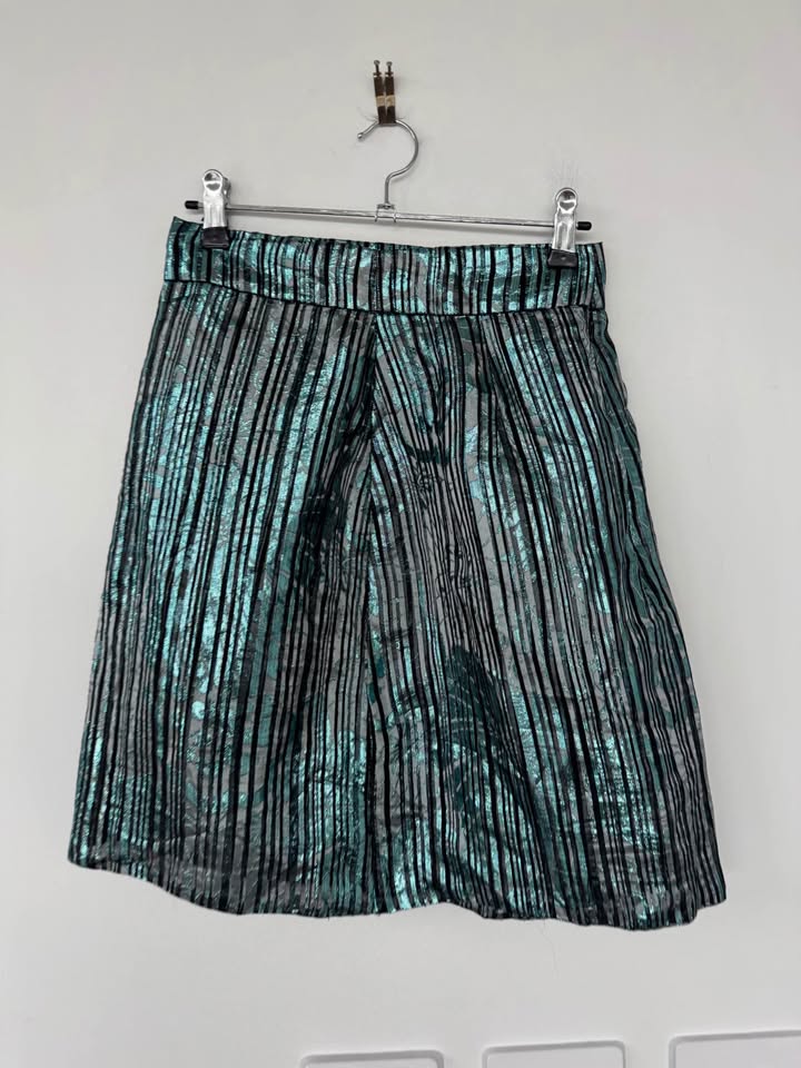 Scanlan Theodore Skirt - size 10