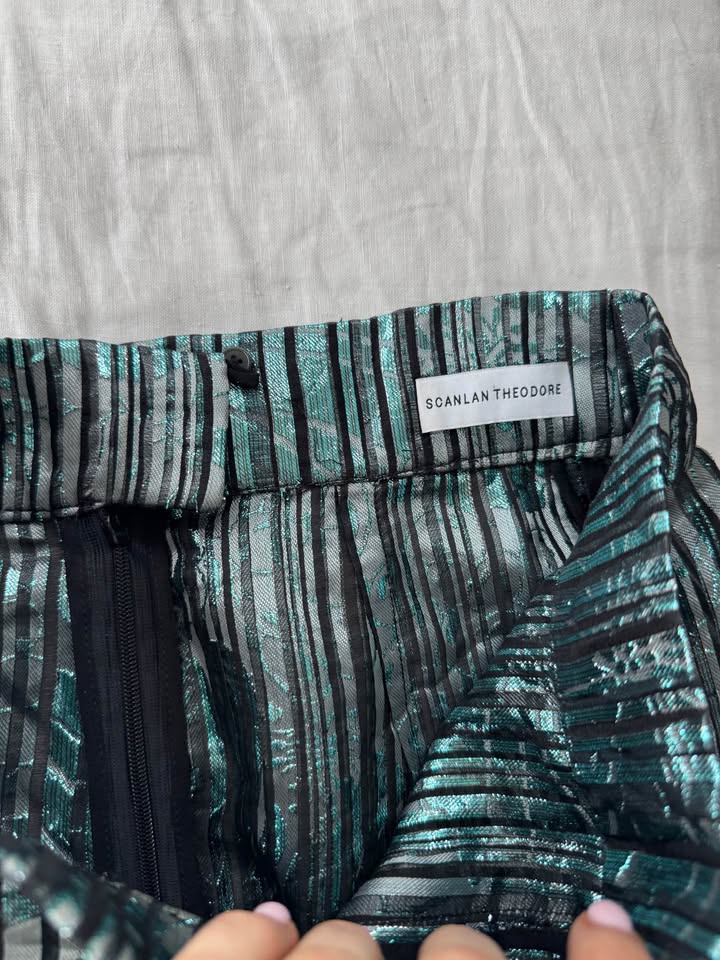 Scanlan Theodore Skirt - size 10
