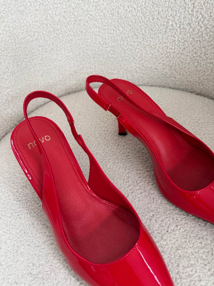 Novo Heels - size 7