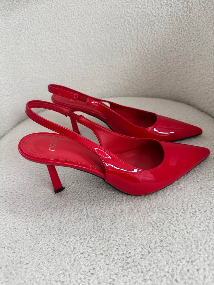 Novo Heels - size 7