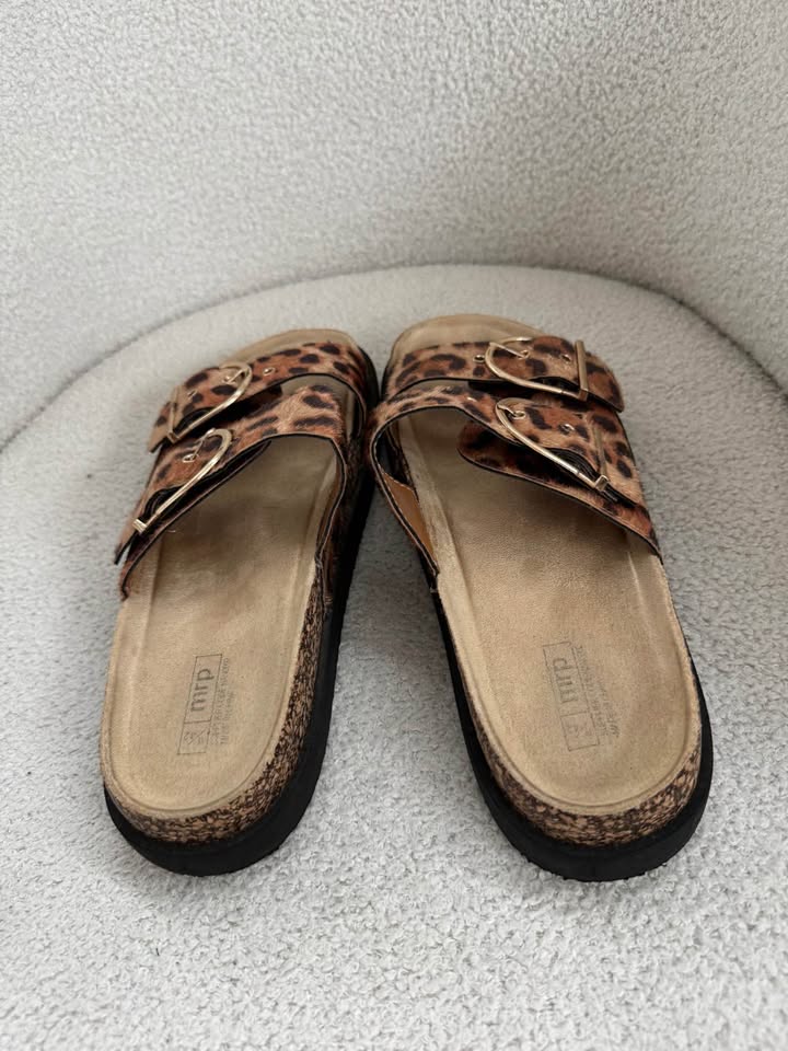 MRP Sandals - size 42