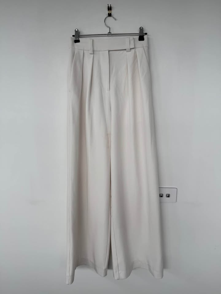 Elka Collective Pants - size 4