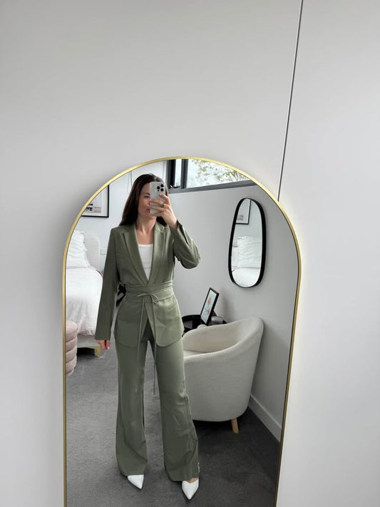 Viktoria and woods Suit - size 0