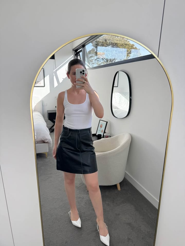 Sandro Leather Skirt - size 38 (10)