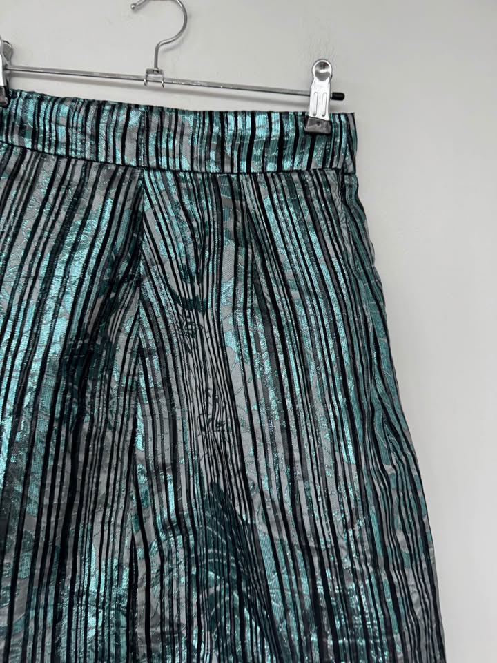 Scanlan Theodore Skirt - size 10