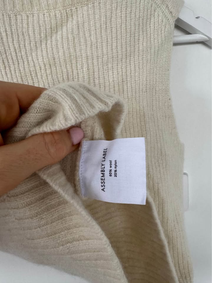 Assembly Wool Vest - size 8