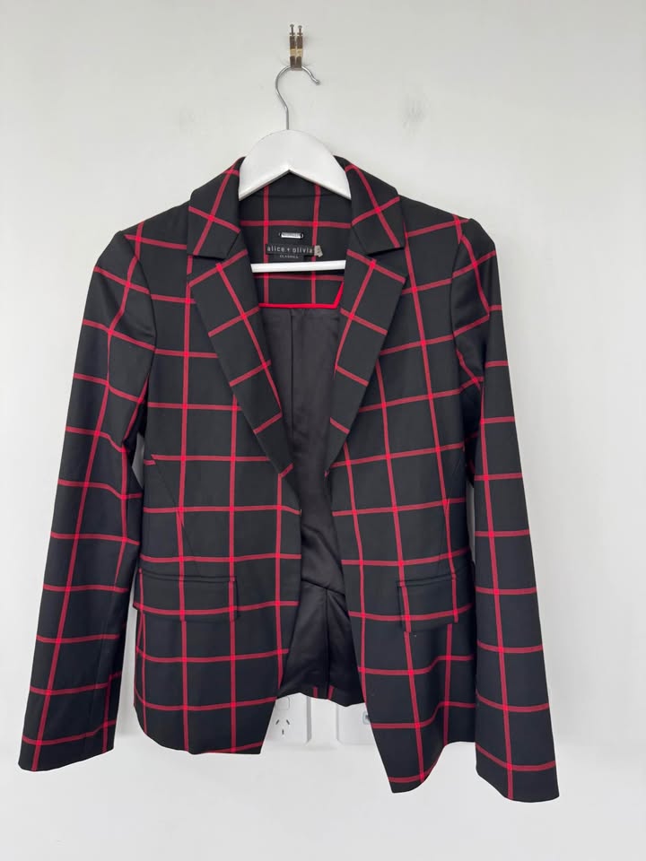 Alice + Olivia Blazer - size 6