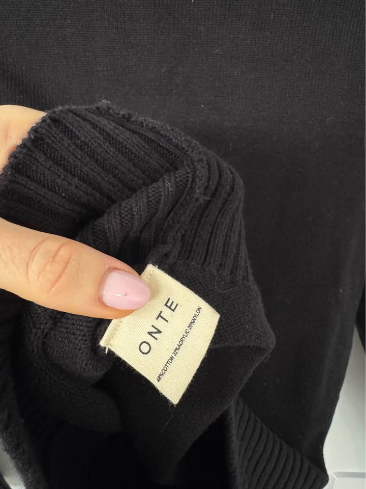 Onte Cardigan - size small