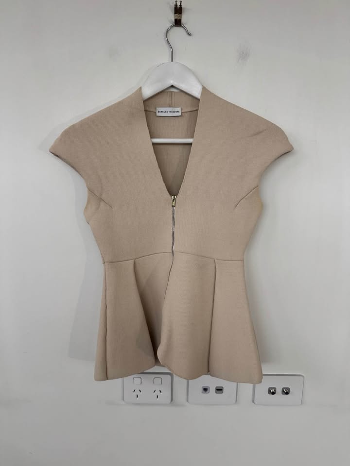 Scanlan Theodore Crepe Knit Top - size small