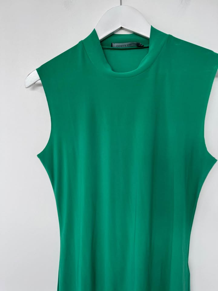Camilla and Marc Top - size 12
